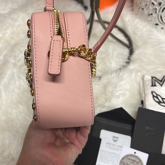 MCM Soaring Heart Camera Bag in Snakeskin - Picture 9 of 10